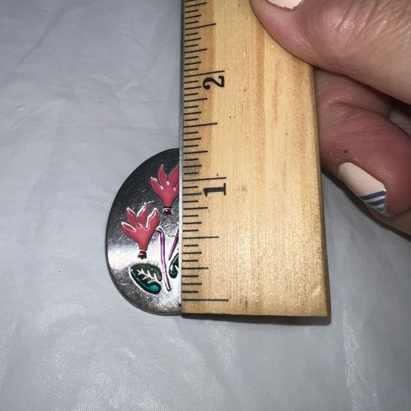 Vintage Made in Israel Silver and Enamel Flower Pin/Pendant - Picture 5 of 9